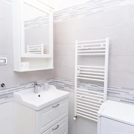 Promo Inizio Anno, Eleganza In Centro Citta, Mare E Parcheggio A Due Passi *