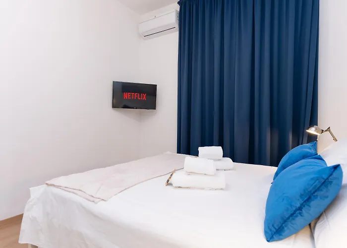 Promo Inizio Anno, Eleganza In Centro Citta, Mare E Parcheggio A Due Passi