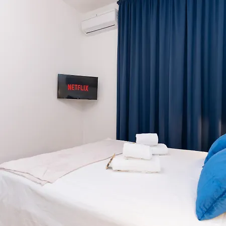 Promo Inizio Anno, Eleganza In Centro Citta, Mare E Parcheggio A Due Passi