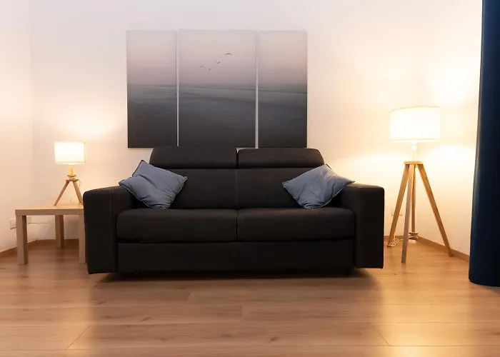 Promo Natale, Eleganza In Centro Città, Mare E Parcheggio A Due Passi Pescara