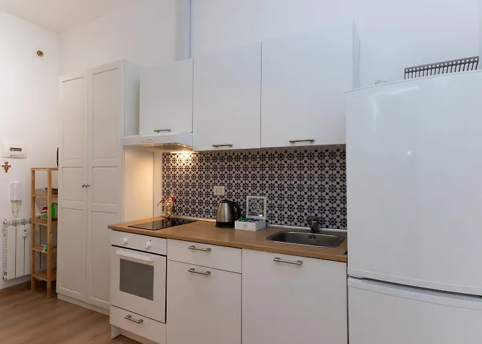 Promo Inizio Anno, Eleganza In Centro Citta, Mare E Parcheggio A Due Passi Pescara